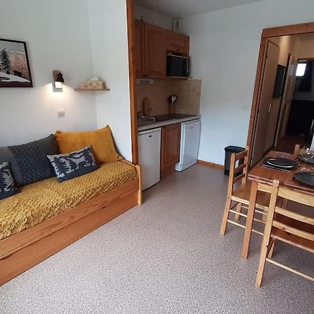 Superbe Appartement La Joue Du Loup Centre, 6 Personnes, Avec Parking Prive Ле-Деволюи Экстерьер фото